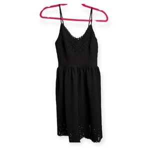 Three Pink‎ Hearts Trixxi Black Sleeveless Dress Crochet Trim Size S